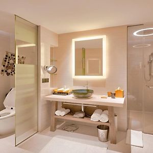 Premium King Room